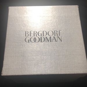 Bergdorf Goodman - EMPTY gift box (silver)